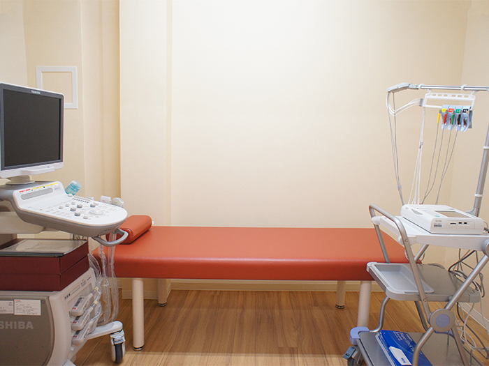 心電エコー室 心電エコー室