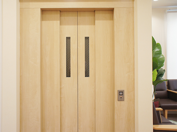 エレベータ エレベータ